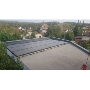 L'installation de panneaux solaires à plat de Patrick